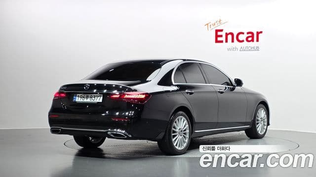 Mercedes-Benz E-класс W213 Exclusive, 2022 2