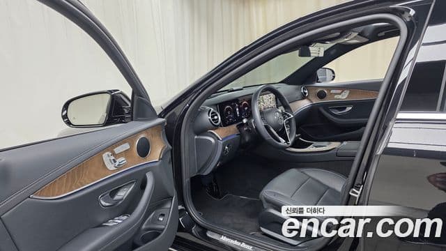 Mercedes-Benz E-класс W213 Exclusive, 2022 13