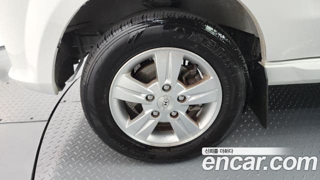 신위안 이티밴 4인승, 2023 все фото