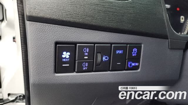 신위안 이티밴 4인승, 2023 18