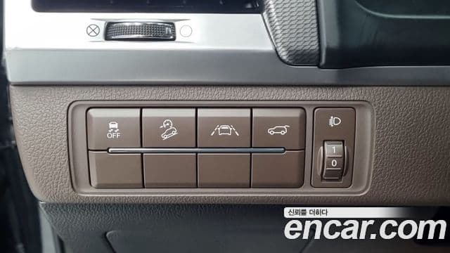 KG모빌리티(SsangYong) All New Rexton Master, 2022 17