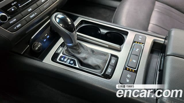 Hyundai Genesis DH Modern, 2016 9
