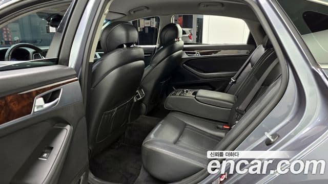 Hyundai Genesis DH Modern, 2016 13