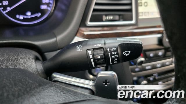 Hyundai Genesis DH Modern, 2016 19