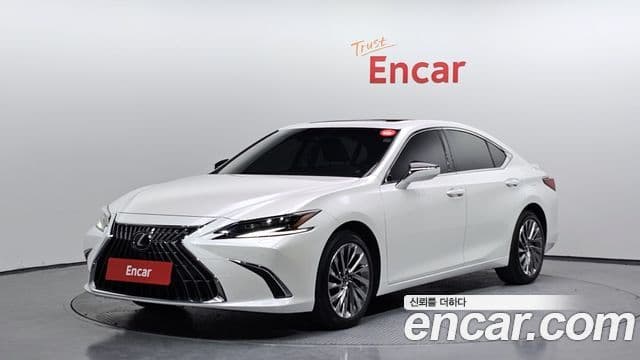 Lexus ES300h 7세대 Executive, 2025 1