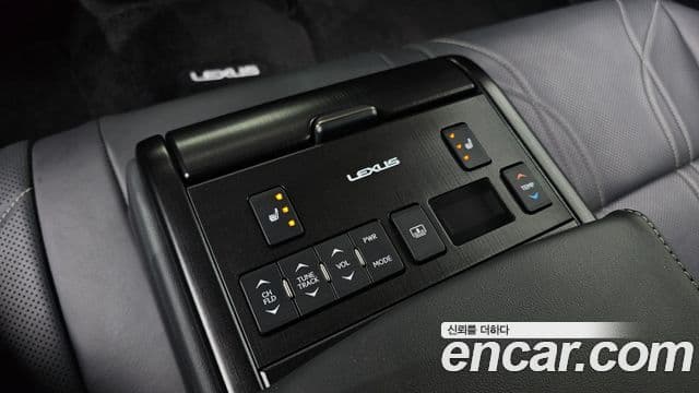 Lexus ES300h 7세대 Executive, 2025 19