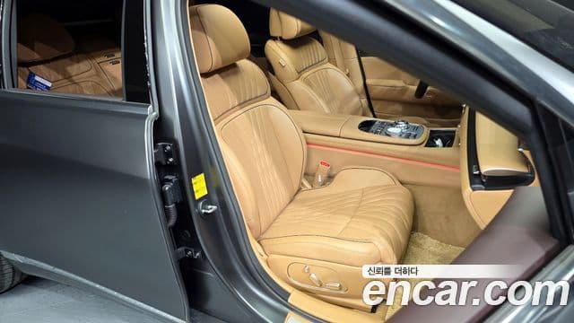 Genesis G90 (RS4) бензин 3.5 турбо AWD, 2022 12