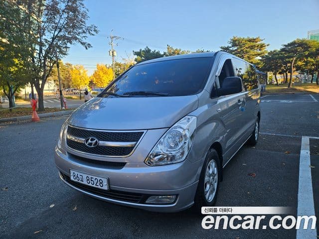 Hyundai Grand Starex CVX Luxury, 2011 1