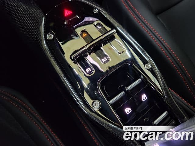 Ferrari SF90 스파이더, 2022 13