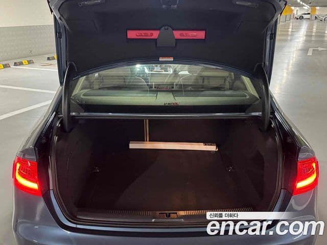 Audi New A4 B8, 2016 все фото