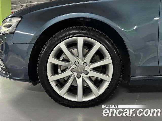 Audi New A4 B8, 2016 6