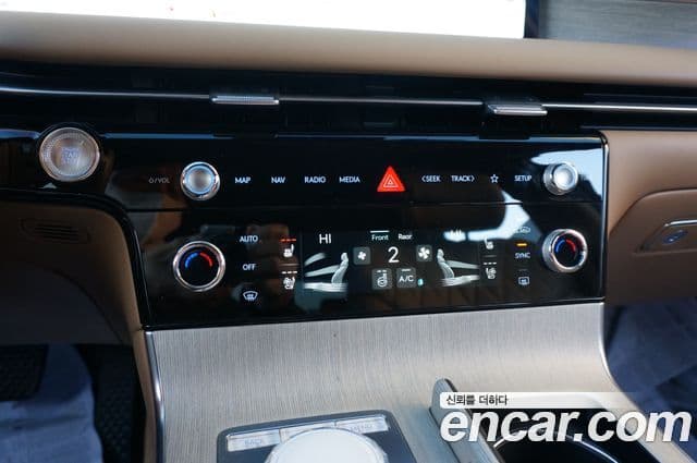 Genesis G80 (RG3) бензин 2.5 турбо 2WD, 2026 12