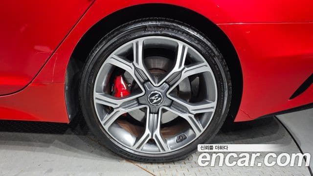Kia 스팅어 GT, 2019 все фото