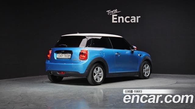 Mini Cooper 3세대, 2018 2