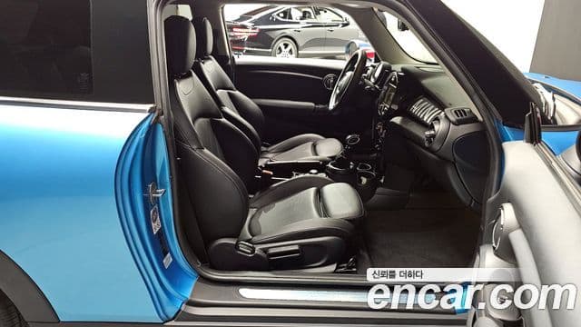 Mini Cooper 3세대, 2018 11