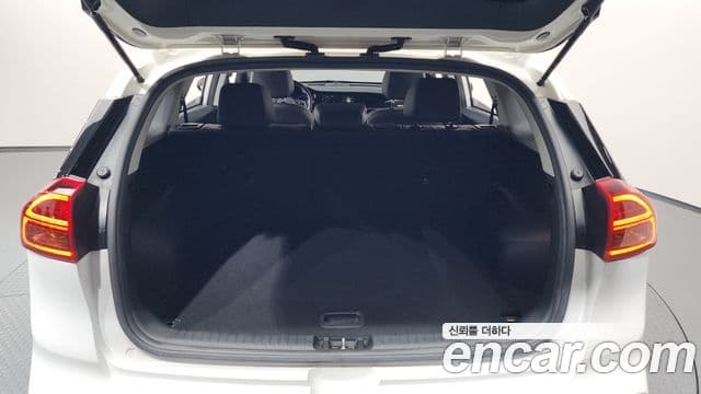 Kia Niro EV Prestige, 2022 20