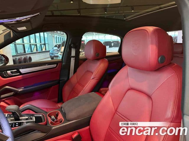 Porsche Cayenne (PO536) 3.0 купе Platinum Edition, 2023 9