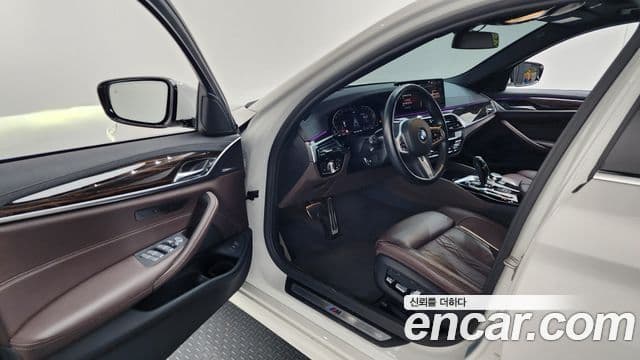 BMW 5시리즈 (G30) 523d xDrive M Sport, 2022 10