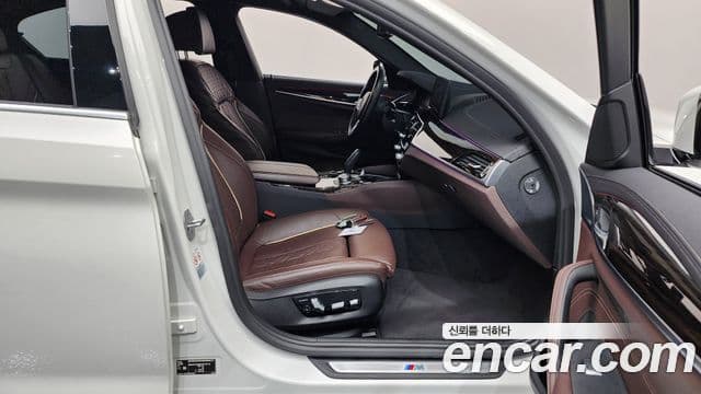 BMW 5시리즈 (G30) 523d xDrive M Sport, 2022 11