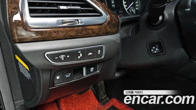 Genesis G90 Luxury, 2019 18