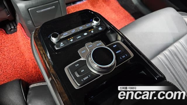 Genesis G90 Luxury, 2019 19