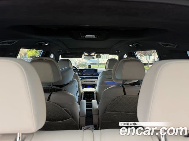 BMW X7 (G07) xDrive 40i M Sport 6인승, 2024 14