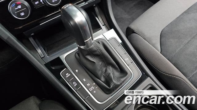 Volkswagen Гольф 7세대, 2014 9