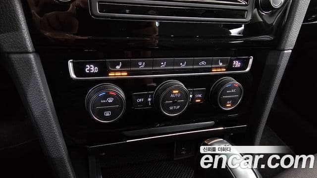 Volkswagen Гольф 7세대, 2014 17