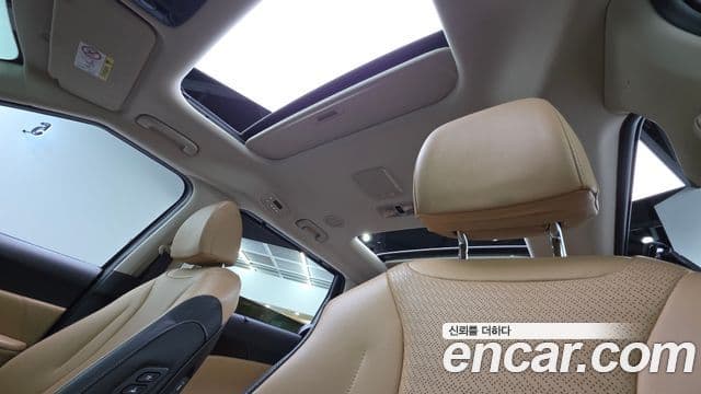 Kia Carnival 4세대 Signature, 2022 11
