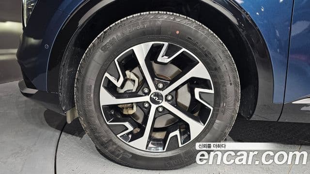 Kia Sportage 5세대 гибрид Signature 2WD, 2022 все фото