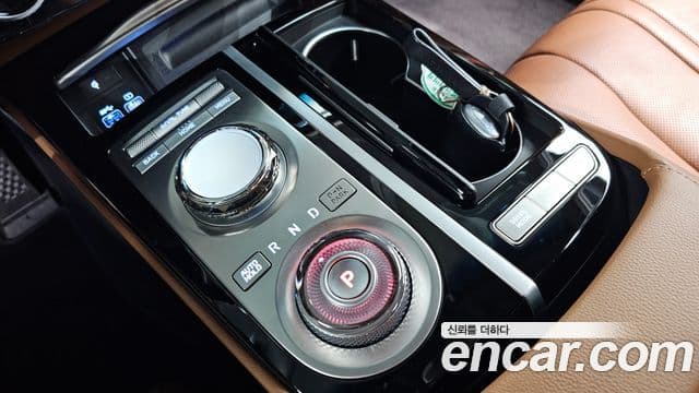 Genesis G80 (RG3) бензин 2.5 турбо AWD, 2023 9