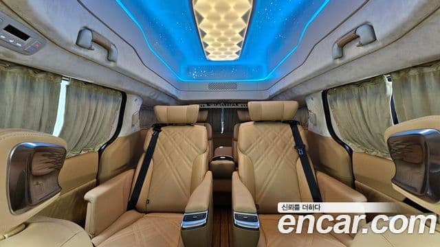 Kia Carnival 4세대 бензин 9인승 High Limousine(компания по спецнадстройкам), 2023 13