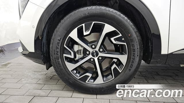 Kia Sportage 5세대 гибрид Signature 2WD, 2024 все фото