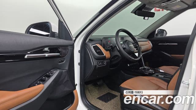 Kia The / новый New Seltos Signature, 2023 11