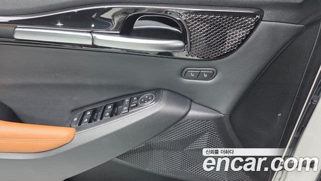 Kia The / новый New Seltos Signature, 2023 12