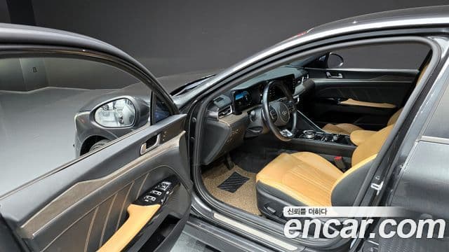 Kia K5 3세대 Signature, 2020 11