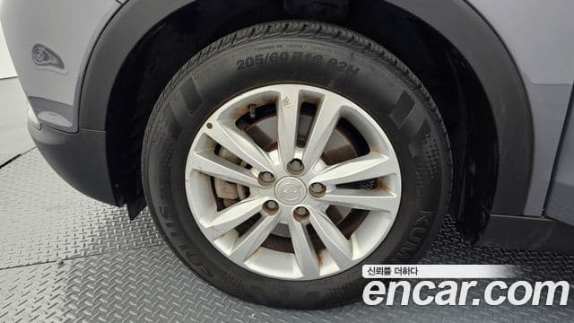 KG모빌리티(SsangYong) Tivoli VX 2WD, 2015 все фото