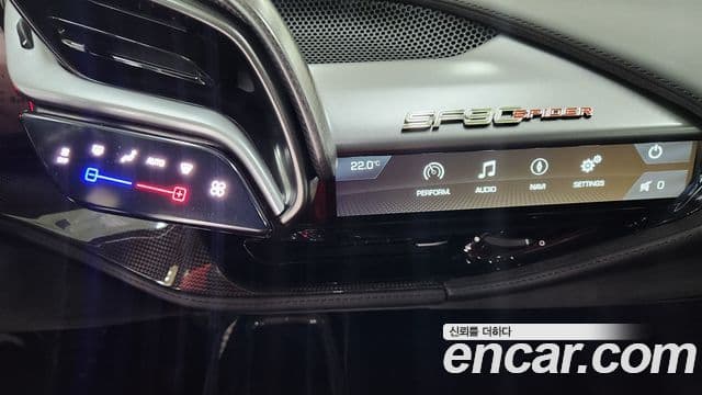 Ferrari SF90 스파이더, 2022 19