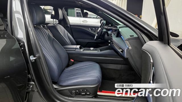 Kia The / новый New K8 Signature чёрный, 2025 11