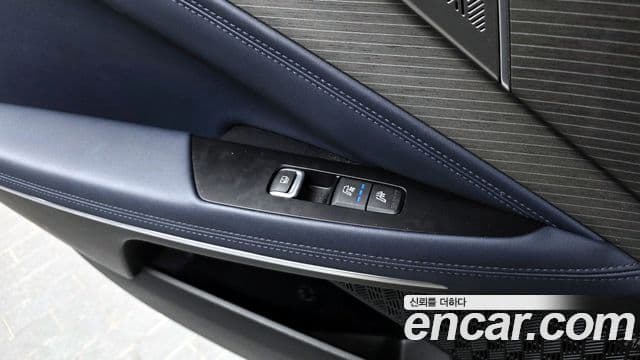 Kia The / новый New K8 Signature чёрный, 2025 19