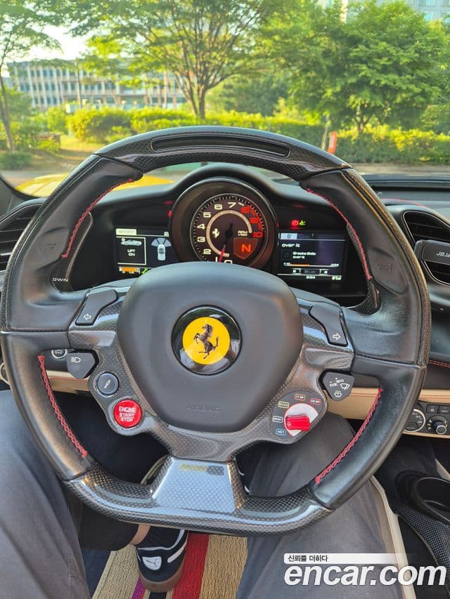 Ferrari 488 스파이더, 2017 все фото