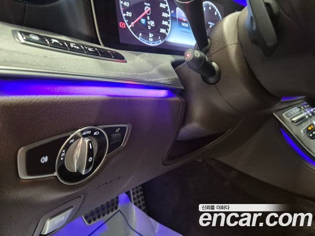 Mercedes-Benz CLS-класс C257 AMG Line, 2020 19