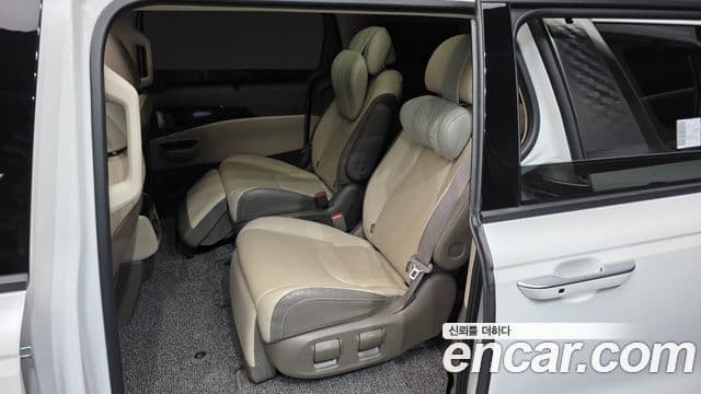 Kia Carnival 4세대 Signature, 2023 12
