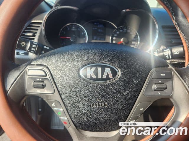 Kia K3 Luxury, 2015 10