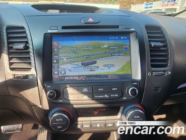 Kia K3 Luxury, 2015 11