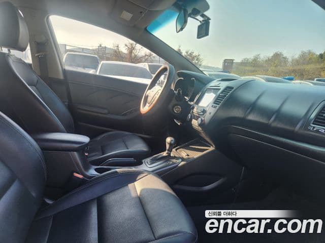 Kia K3 Luxury, 2015 17