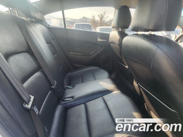 Kia K3 Luxury, 2015 18