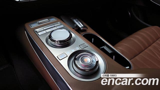 Genesis GV70, 2023 9