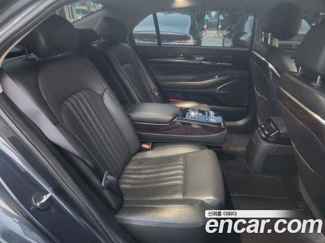 Genesis EQ900 Luxury, 2016 13