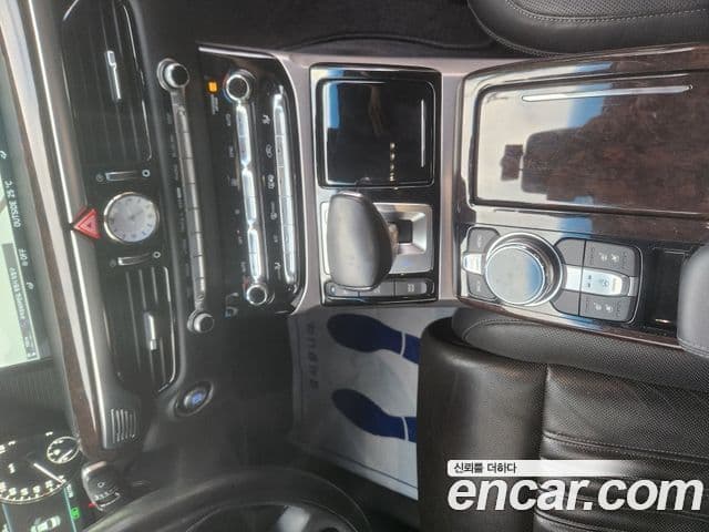 Genesis EQ900 Luxury, 2016 16